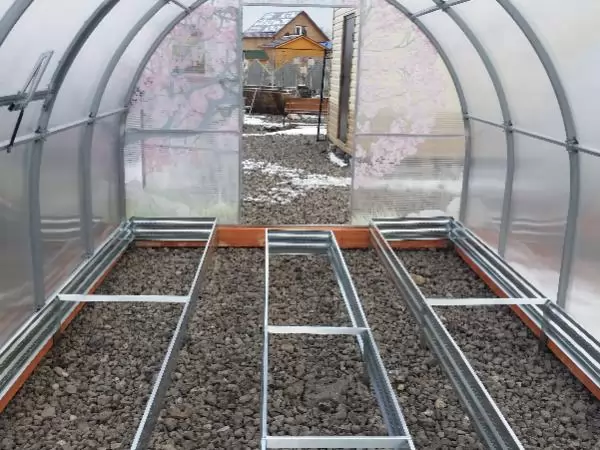 Комплект из 3 грядок для теплицы, длина 6 м